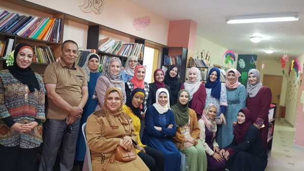 المركز الفلسطيني يختتم دورة تدريبية في إعداد المبادرات التنموية